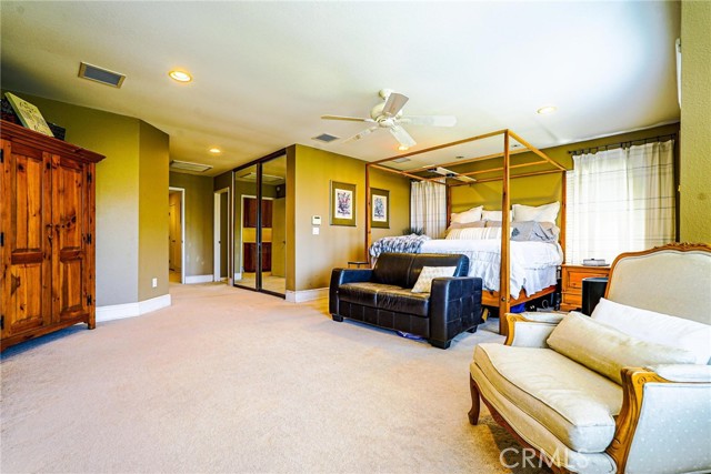 Detail Gallery Image 39 of 73 For 24163 Mentry Dr, Newhall,  CA 91321 - 6 Beds | 3/1 Baths