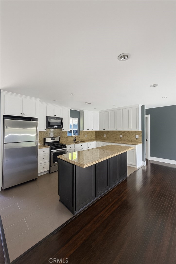 MLS #SR25265052 image #4