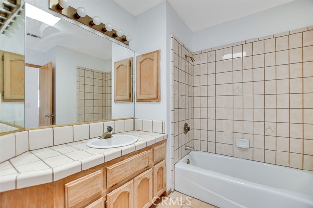 Image 23 of 67 For 2929 Snow Line