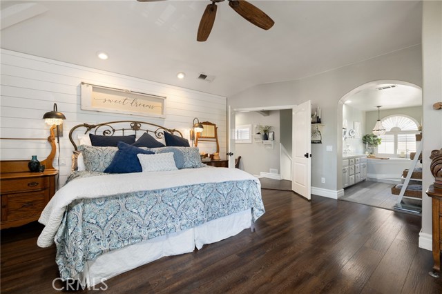 31502 Emperor Drive, Canyon Lake CA: https://media.crmls.org/medias/5217af26-4e8f-45ef-ac8a-0073028df8b9.jpg