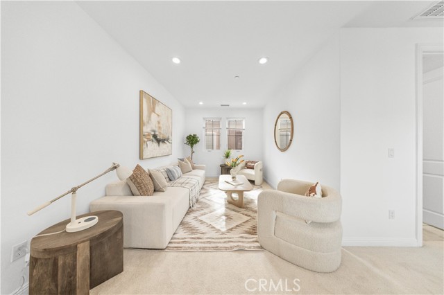 Detail Gallery Image 24 of 49 For 20611 W Chestnut Cir, Porter Ranch,  CA 91326 - 4 Beds | 3 Baths