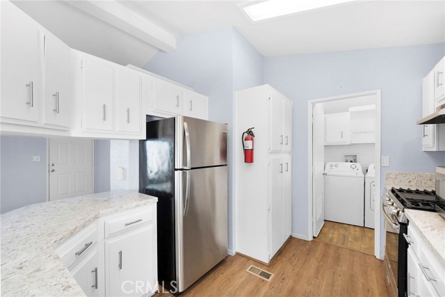 Detail Gallery Image 13 of 30 For 1250 N Kirby, Hemet,  CA 92546 - 3 Beds | 2 Baths