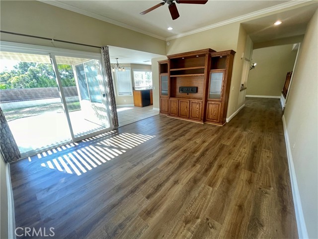 Detail Gallery Image 12 of 35 For 7618 E Appaloosa Trl, Orange,  CA 92869 - 4 Beds | 3 Baths