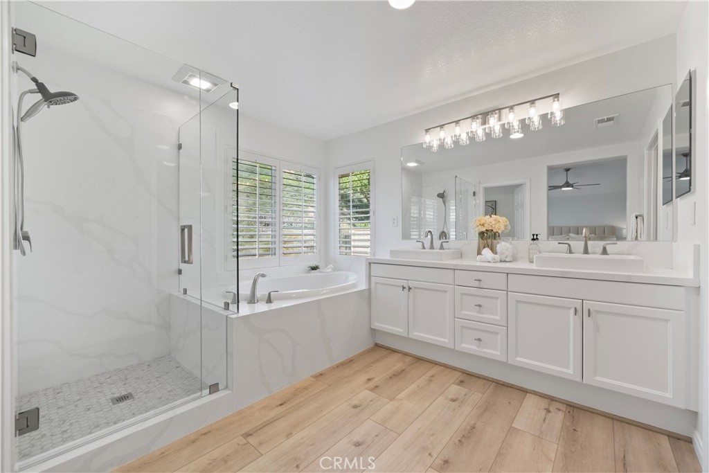 MLS #SR25229928 image #12