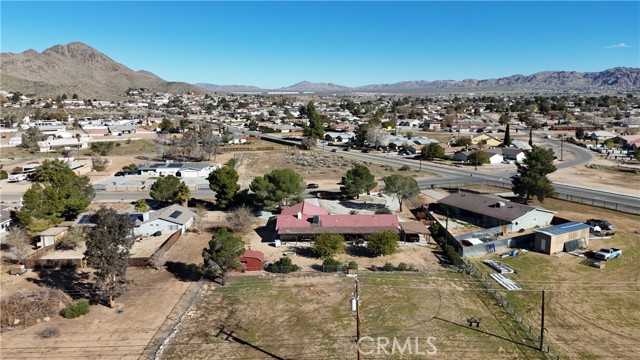 20071 Serrano, Apple Valley CA: https://media.crmls.org/medias/5219a71e-489f-4326-8204-1913774bc89c.jpg
