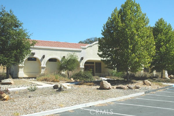 5042 Meadow Lark Lane