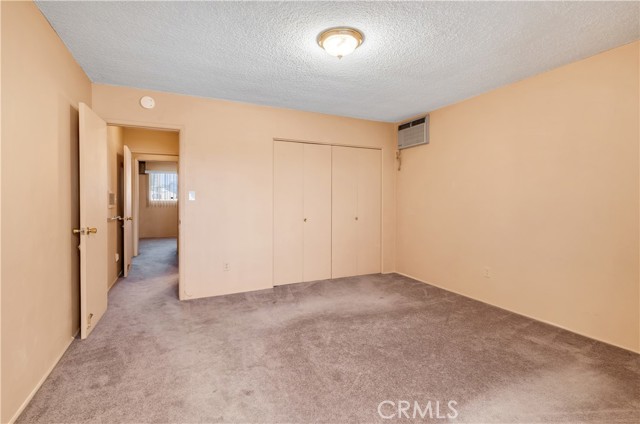 332 E 7th Street, San Jacinto CA: https://media.crmls.org/medias/521b3072-53b5-49fc-b2d7-0934ef06ba2b.jpg