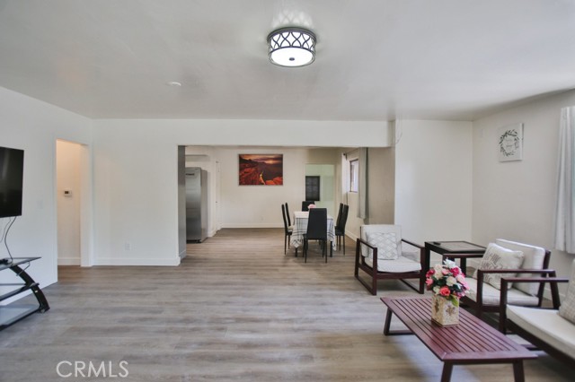 Detail Gallery Image 5 of 30 For 13062 Safford St, Garden Grove,  CA 92843 - 3 Beds | 2 Baths