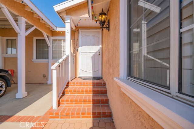 11750 Glencrest Drive photo 4
