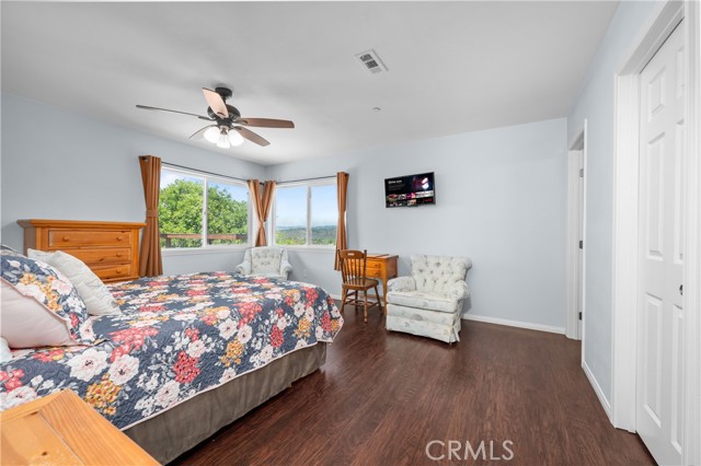 7525 Starlight Way, Julian CA: https://media.crmls.org/medias/521d1539-d707-45ce-842a-cf9a4f76fa2e.jpg