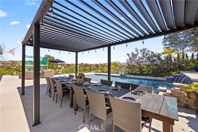 Detail Gallery Image 47 of 66 For 380 Highland Oaks Ct, Fallbrook,  CA 92028 - 5 Beds | 4/1 Baths