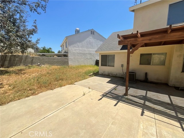 Detail Gallery Image 20 of 23 For 11885 Albion Way, Moreno Valley,  CA 92557 - 3 Beds | 2/1 Baths