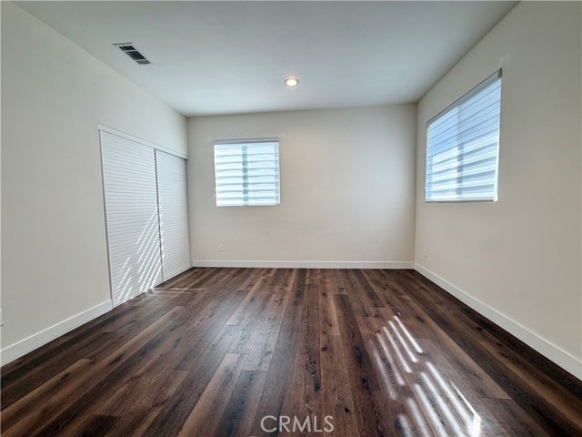 Image 9 of 11 For 9363 Walker Street