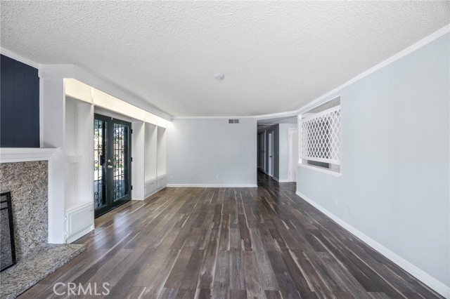 Detail Gallery Image 3 of 25 For 5430 Electric Ave, San Bernardino,  CA 92407 - 4 Beds | 3 Baths