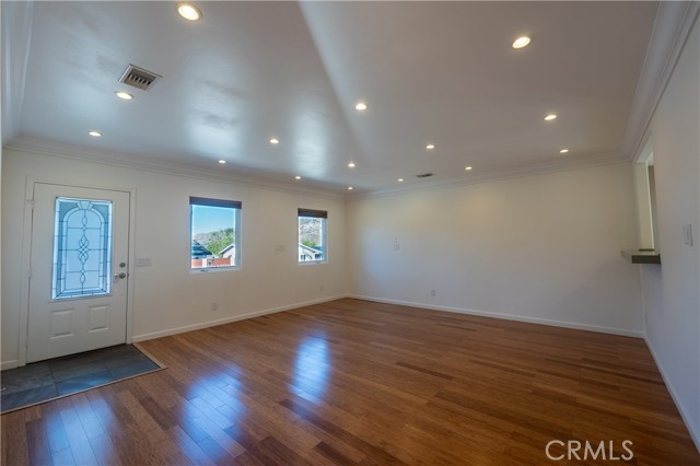 Detail Gallery Image 8 of 24 For 10930 Oro Vista Ave, Sunland,  CA 91040 - 3 Beds | 2 Baths