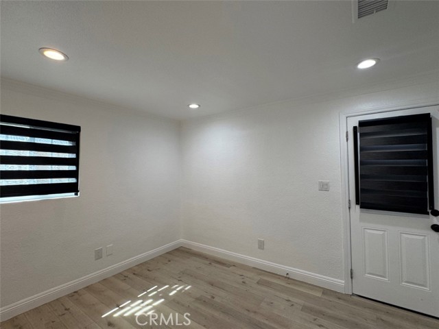 Detail Gallery Image 7 of 9 For 619 S Olive, Anaheim,  CA 92805 - 2 Beds | 1 Baths