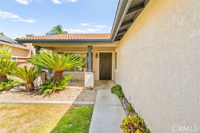2755 Cambridge Avenue, Hemet CA: https://media.crmls.org/medias/521f2067-2e52-4b5c-9cb4-237ed9b87e67.jpg