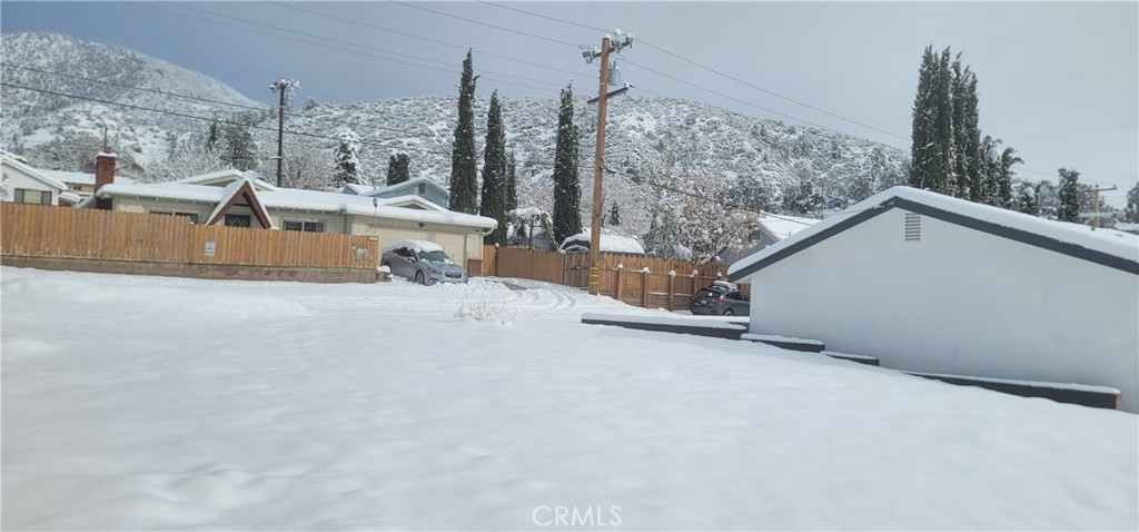 https://media.crmls.org/medias/521f5ddd-c2d1-42e5-99d4-06f5c1c44651.jpg?preset=X-Large