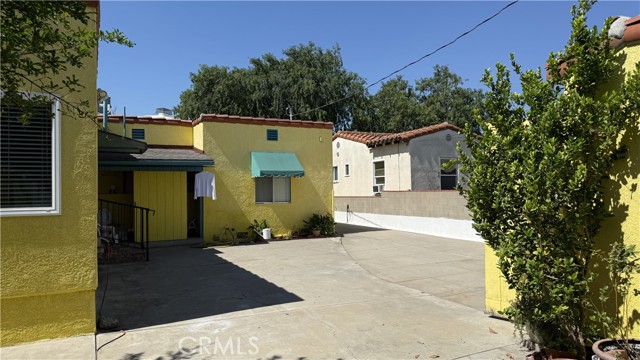 Image 1 of 42 For 1608 Elm Street