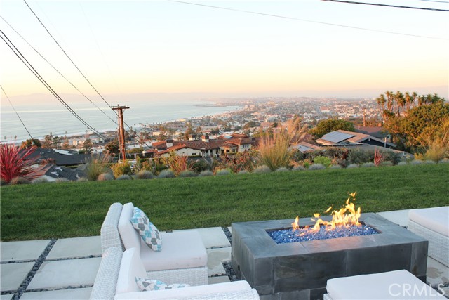 Detail Gallery Image 13 of 26 For 161 via Pasqual, Redondo Beach,  CA 90277 - 3 Beds | 2 Baths