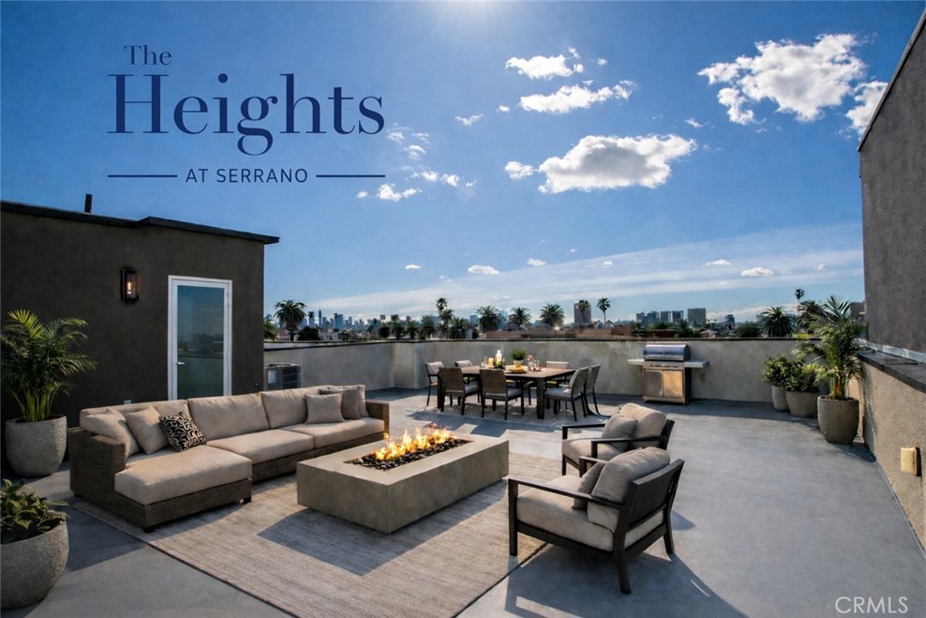 542 N Serrano Avenue