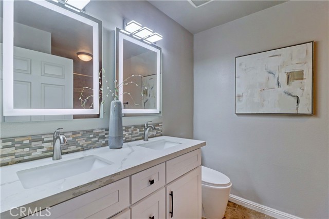 Detail Gallery Image 20 of 44 For 3605 E Anaheim St #102,  Long Beach,  CA 90804 - 2 Beds | 2 Baths