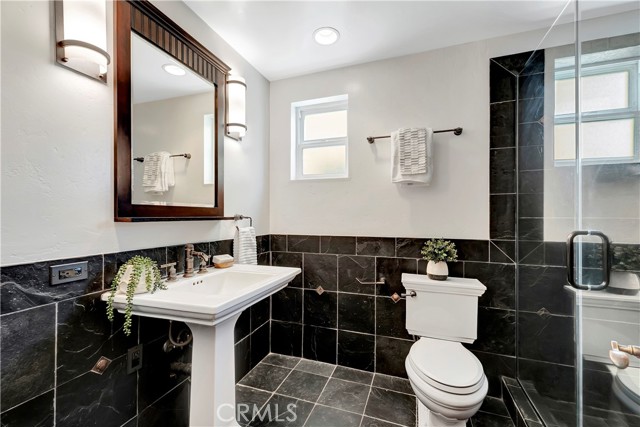 218 Covina Avenue, Long Beach CA: https://media.crmls.org/medias/522298bb-c811-43f0-b794-add90faa9585.jpg