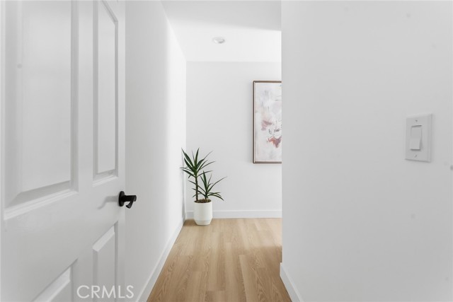 Detail Gallery Image 20 of 37 For 10820 Holman Ave #204,  Los Angeles,  CA 90024 - 2 Beds | 2 Baths