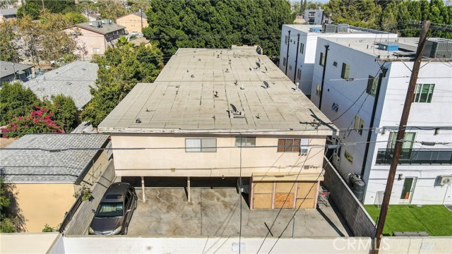 6651 Beck Avenue, North Hollywood CA: https://media.crmls.org/medias/5222fa63-9366-4421-863a-0d1dd2944f3e.jpg