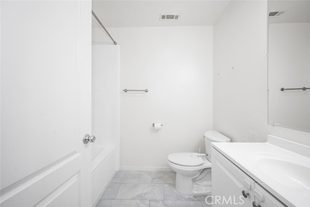 5740 S Glennie Lane, Los Angeles CA: https://media.crmls.org/medias/52230b5a-226e-4b6d-a0b0-7db56eba11ca.jpg