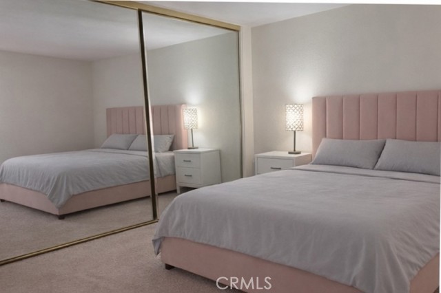 Detail Gallery Image 2 of 5 For 169 Tarocco, Irvine,  CA 92618 - 2 Beds | 2 Baths