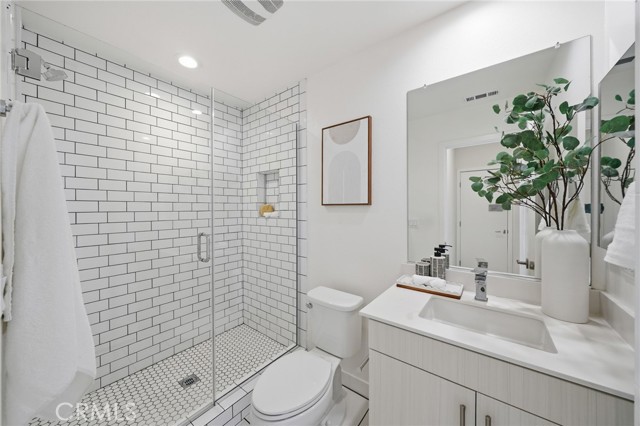 Detail Gallery Image 19 of 53 For 2718 Santa Anita Ave, El Monte,  CA 91733 - 3 Beds | 3 Baths