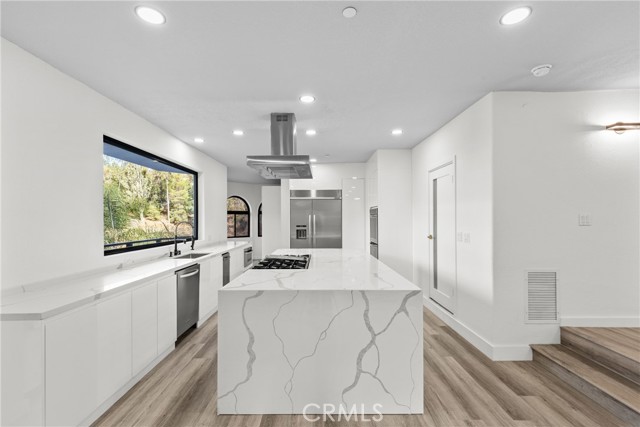 Detail Gallery Image 12 of 47 For 106 Buckskin, Bell Canyon,  CA 91307 - 5 Beds | 4/1 Baths