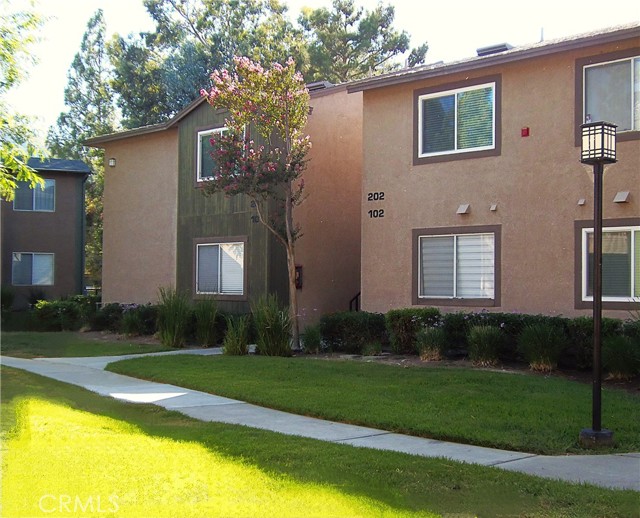 Detail Gallery Image 1 of 17 For 2604 Avenida Del #202,  Corona,  CA 92882 - 1 Beds | 1 Baths