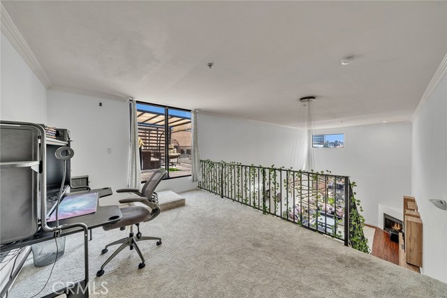 625 S Berendo Street, Los Angeles CA: https://media.crmls.org/medias/5224db5b-e65f-4d88-8010-2db5b88760f8.jpg