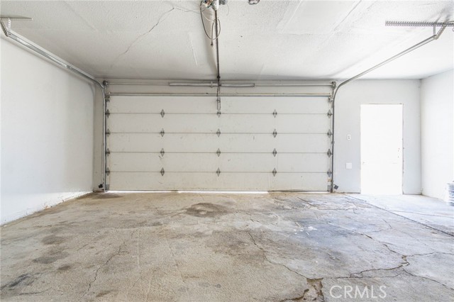 35277 Walnut Street, Barstow CA: https://media.crmls.org/medias/52251533-ebe9-4024-abc0-6f761049364a.jpg