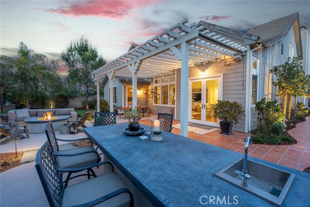 26941 Redwood Bluff Lane, Valencia CA: https://media.crmls.org/medias/52252fdc-b951-4f5f-a9c1-6f71de008b32.jpg