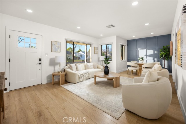 Detail Gallery Image 5 of 29 For 5352 Marshburn, Arcadia,  CA 91006 - 3 Beds | 2 Baths