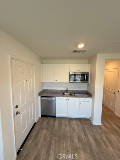 Detail Gallery Image 27 of 36 For 479 Hollyhock Cir, San Jacinto,  CA 92582 - 3 Beds | 2/1 Baths