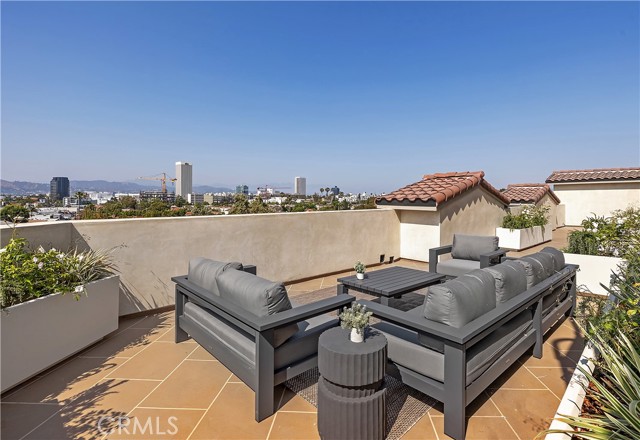 Detail Gallery Image 23 of 27 For 1303 S Orange Grove Ave #601,  Los Angeles,  CA 90019 - 3 Beds | 2 Baths