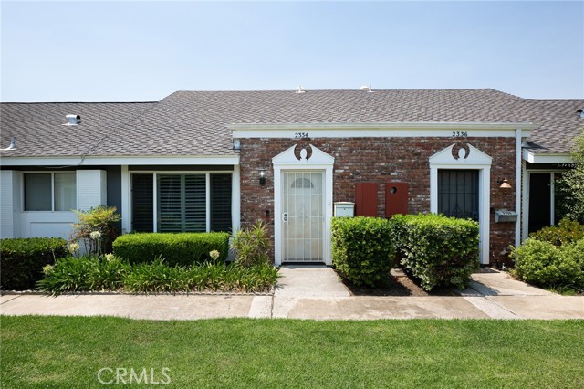 2334 Richmond Way, Costa Mesa CA: https://media.crmls.org/medias/5226a49a-edb0-41b5-ba28-67646c03a881.jpg