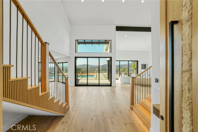 Detail Gallery Image 5 of 61 For 32075 Canterhill Pl, Westlake Village,  CA 91361 - 4 Beds | 5/1 Baths