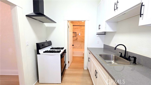 Detail Gallery Image 7 of 16 For 167 N 4th Ave, Upland,  CA 91786 - 1 Beds | 1 Baths