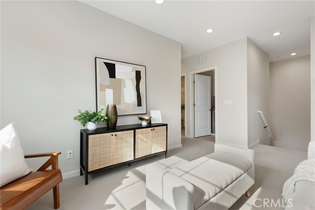 Detail Gallery Image 17 of 56 For 147 Excursion, Irvine,  CA 92618 - 3 Beds | 2/1 Baths