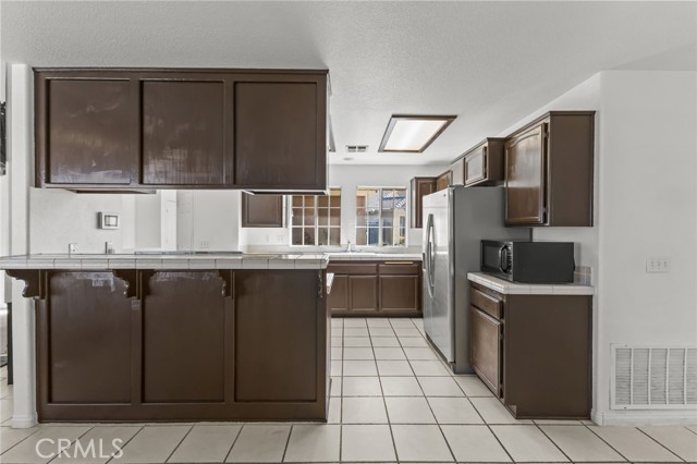 Detail Gallery Image 23 of 53 For 57088 Millstone Dr, Yucca Valley,  CA 92284 - 5 Beds | 3 Baths