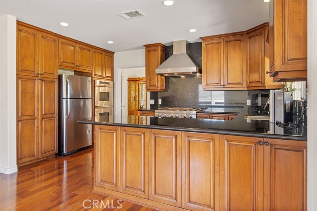 6966 Crest Road, Rancho Palos Verdes CA: https://media.crmls.org/medias/522aca7b-1334-4dfa-9ee9-f20ef67d1329.jpg