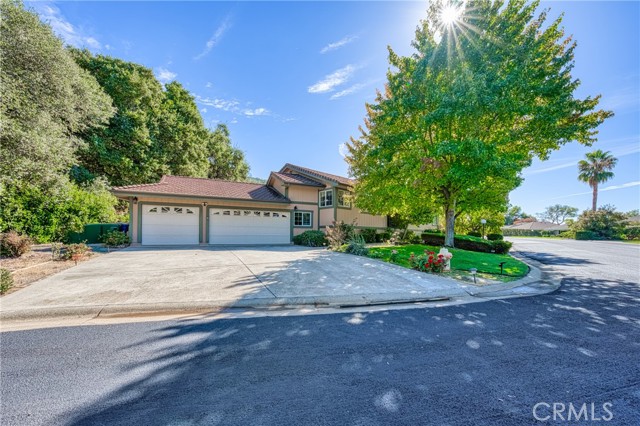 Detail Gallery Image 2 of 35 For 8656 Paradise Valley Bld, Lucerne,  CA 95458 - 3 Beds | 2/1 Baths