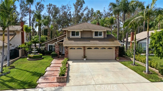 3581 Hillsdale Ranch Road, Chino Hills CA: https://media.crmls.org/medias/522b5df4-5523-43e3-b6d9-e225765dda26.jpg