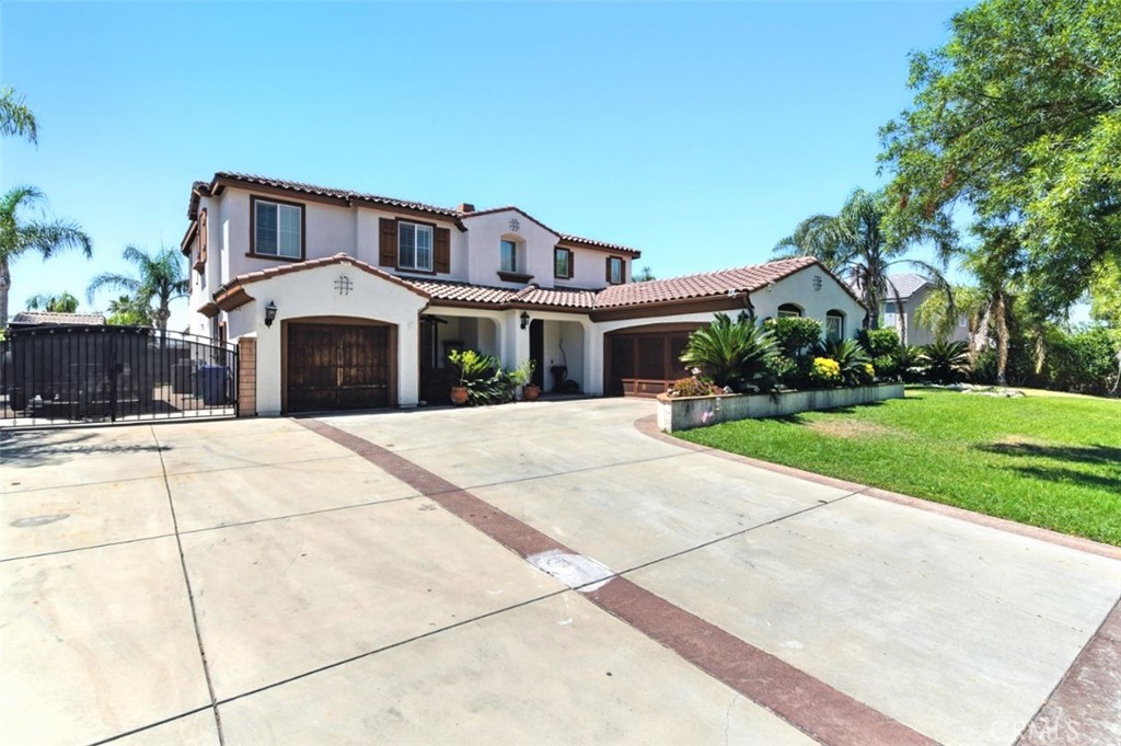 13861 Laurel Tree Drive