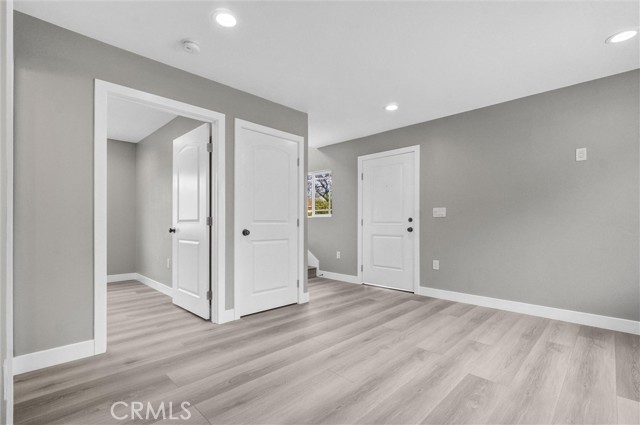 2321 Locust Avenue, Long Beach CA: https://media.crmls.org/medias/522d6d17-84ee-4b3e-a8ad-91a158909148.jpg
